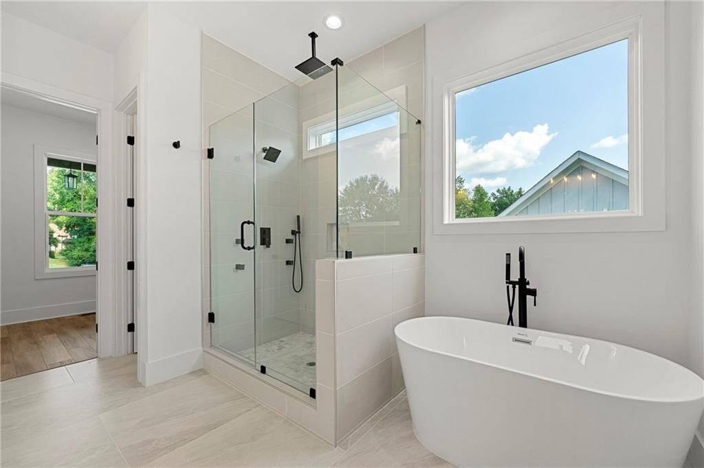 5676 Meadow View Drive. Jefferson, GA 30549