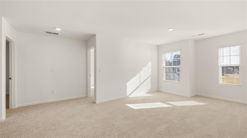 70 Weymouth Drive. Locust Grove, GA 30248