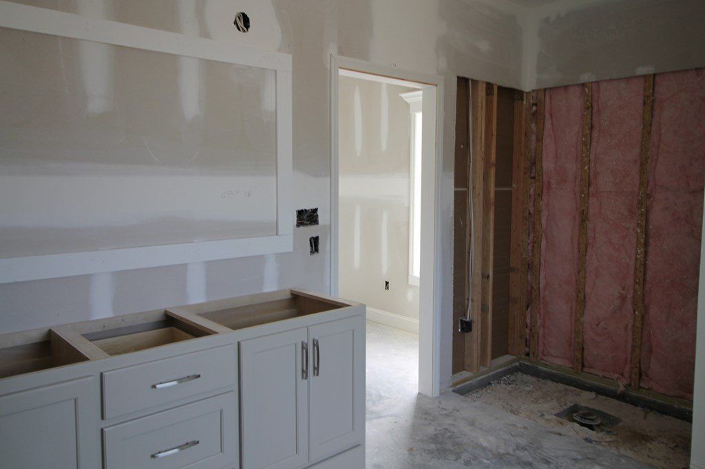 3879 Lu Lane. Hahira, GA 31632