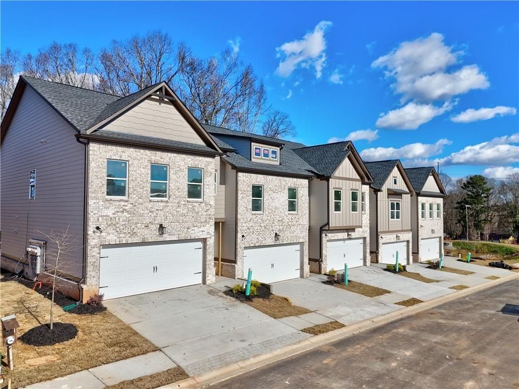 4227 Fern River Trail Unit 4. Norcross, GA 30093