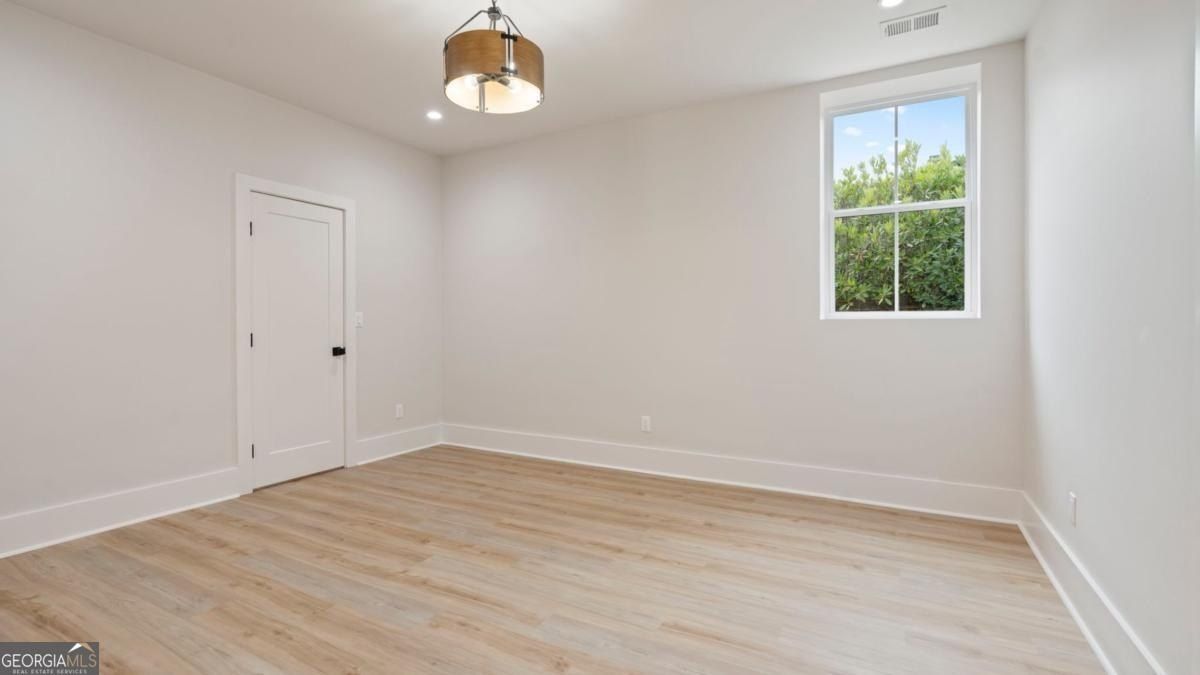 1694 Harts Mill Road Ne. Brookhaven, GA 30319