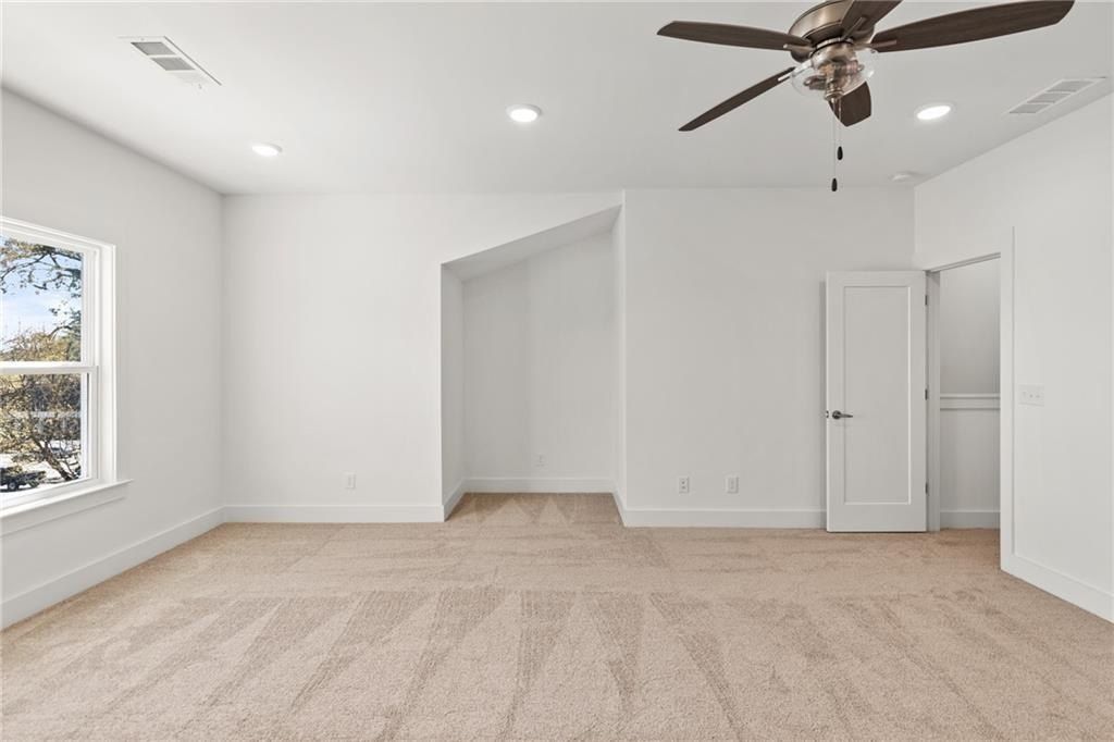 2219 Nena Way Unit 22. Tucker, GA 30084