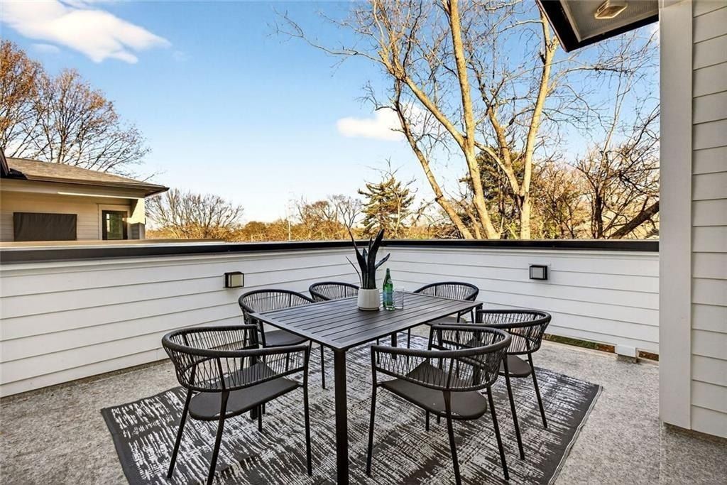 90 Cleveland Street Unit B. Atlanta, GA 30316