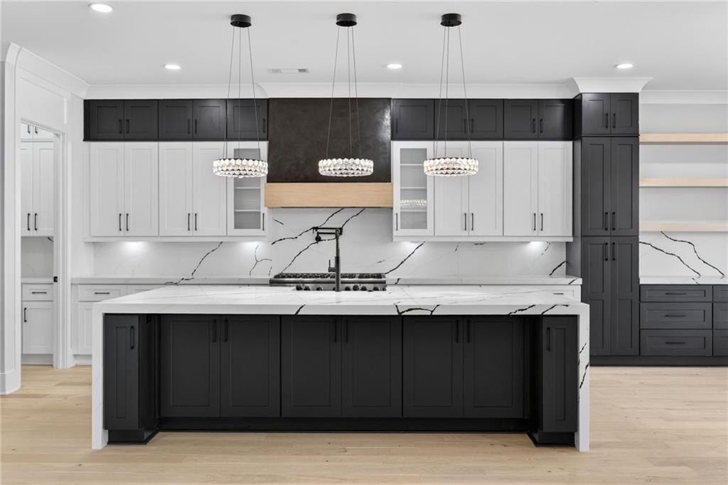 405 Thunder Road. Buford, GA 30518