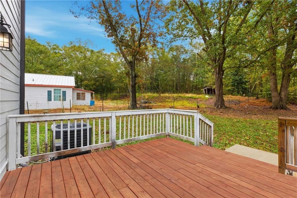 151 Richardson Street. Toccoa, GA 30577