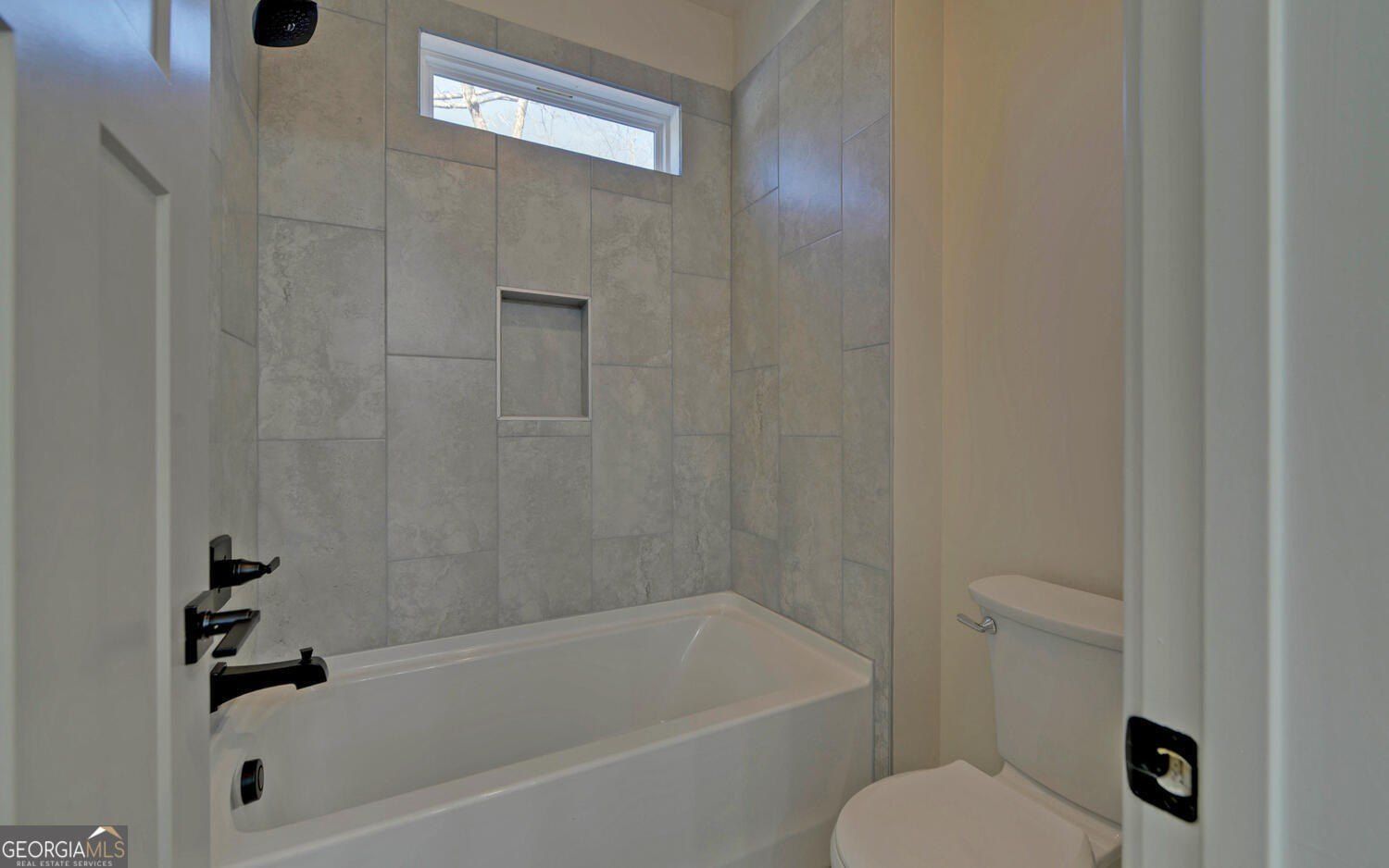 281 Abbington Way. Clarkesville, GA 30523