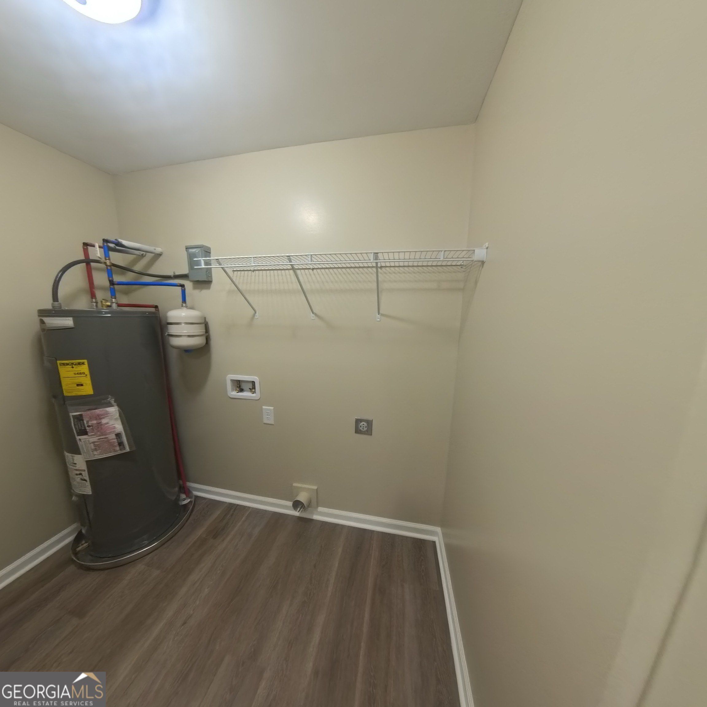 135 Mcduffie Drive. Athens, GA 30605