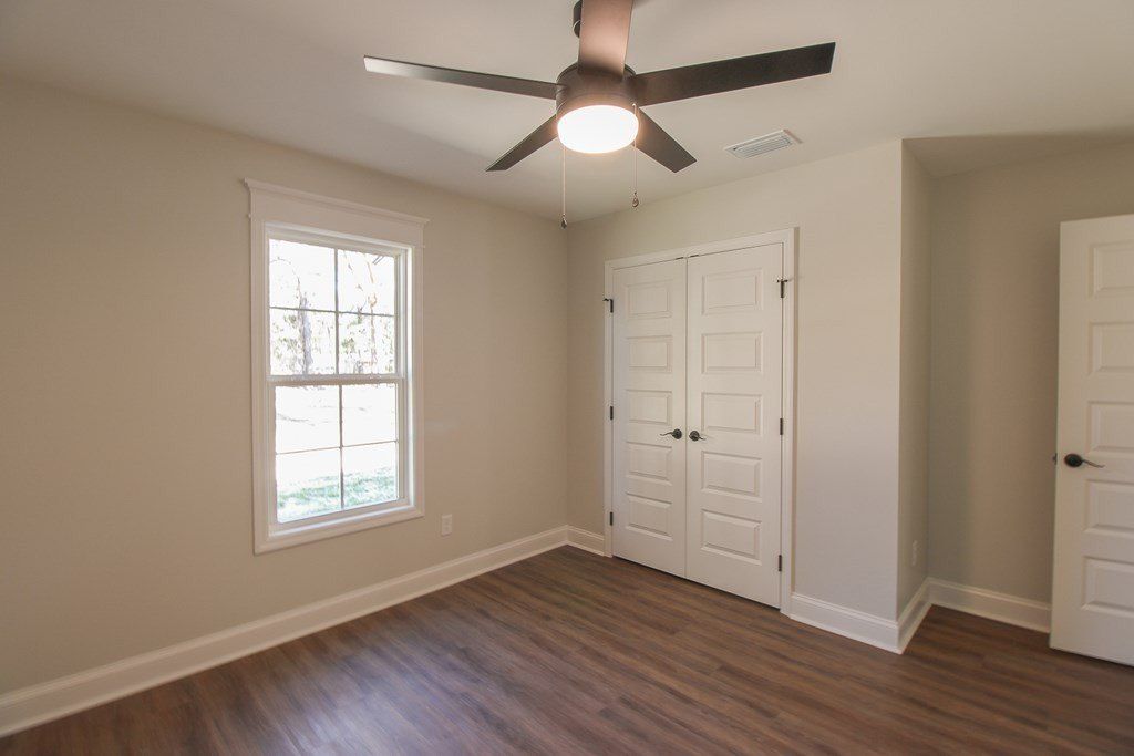 6424 Morning Bird Dr. Valdosta, GA 31601