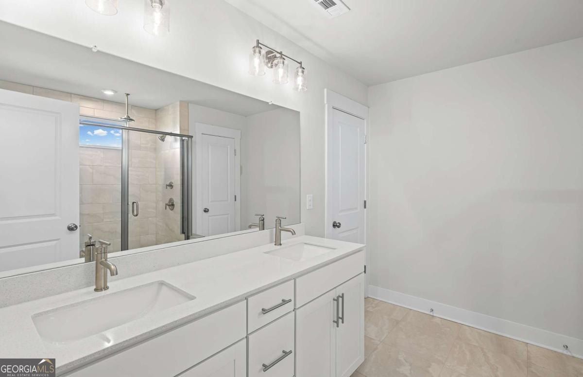 363 Aidens Bluff. Jefferson, GA 30549