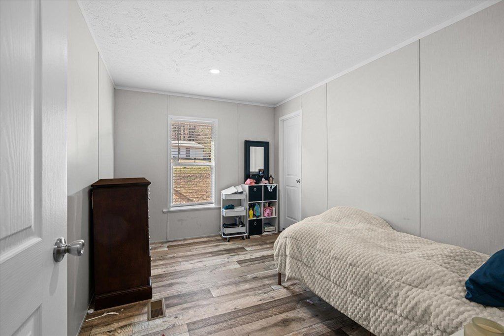 3277 Hurricane Road. Rocky Face, GA 30740