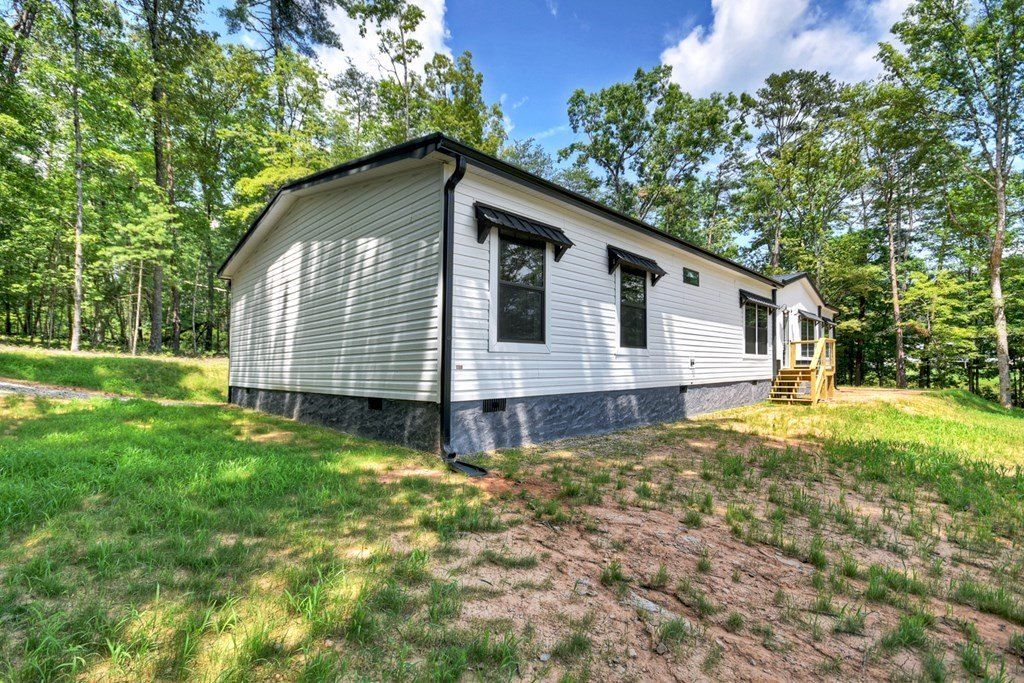 5668 Mobile Road. Blue Ridge, GA 30513