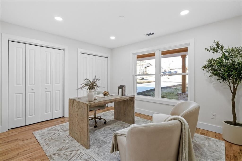 1883 Bennett Ridge. Snellville, GA 30078