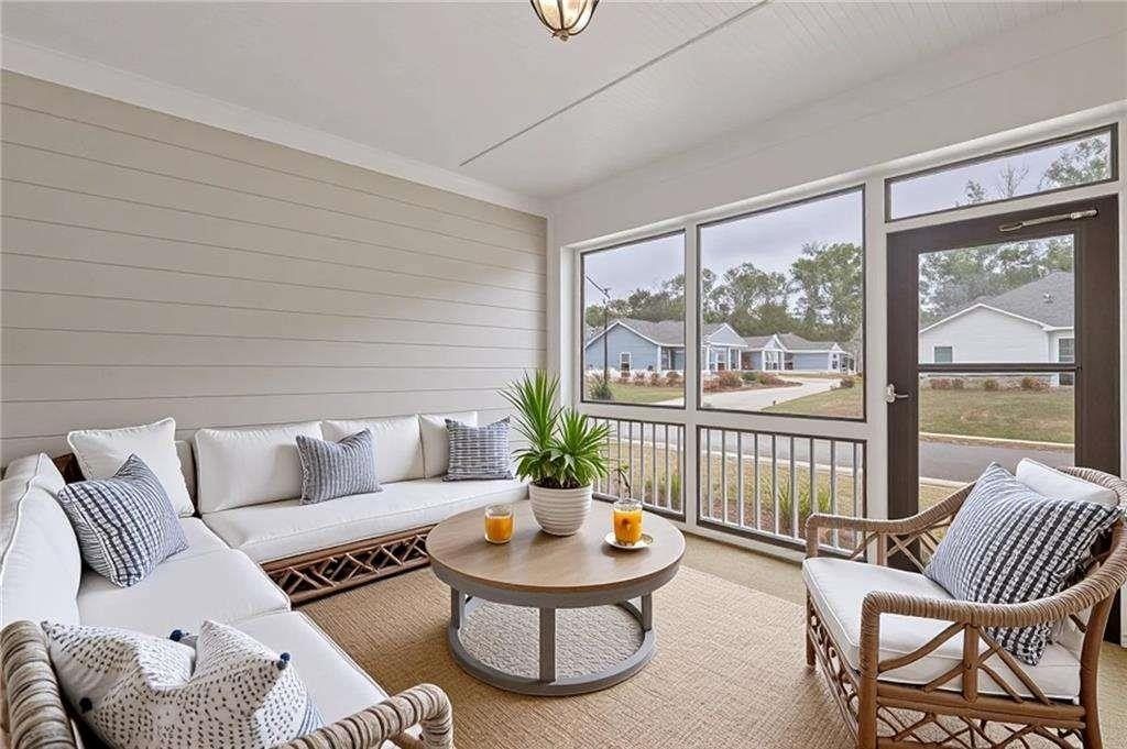 3865 Shelleydale Drive. Powder Springs, GA 30127