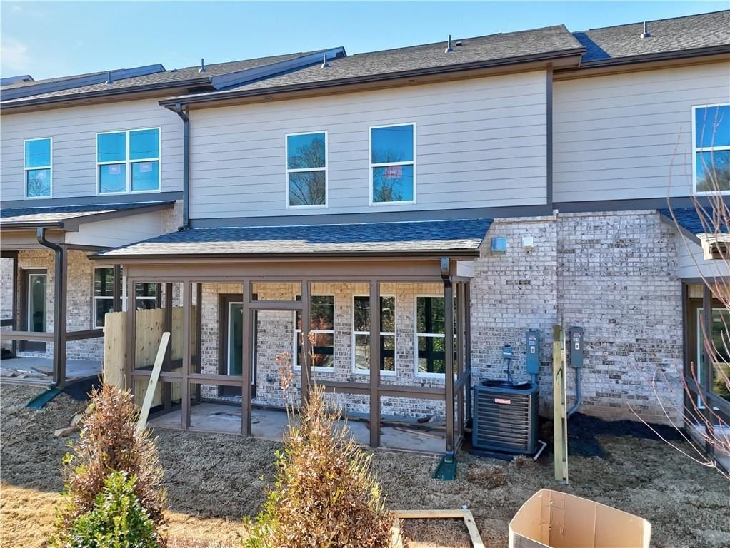 4302 Fern River Bend Unit 74. Norcross, GA 30093