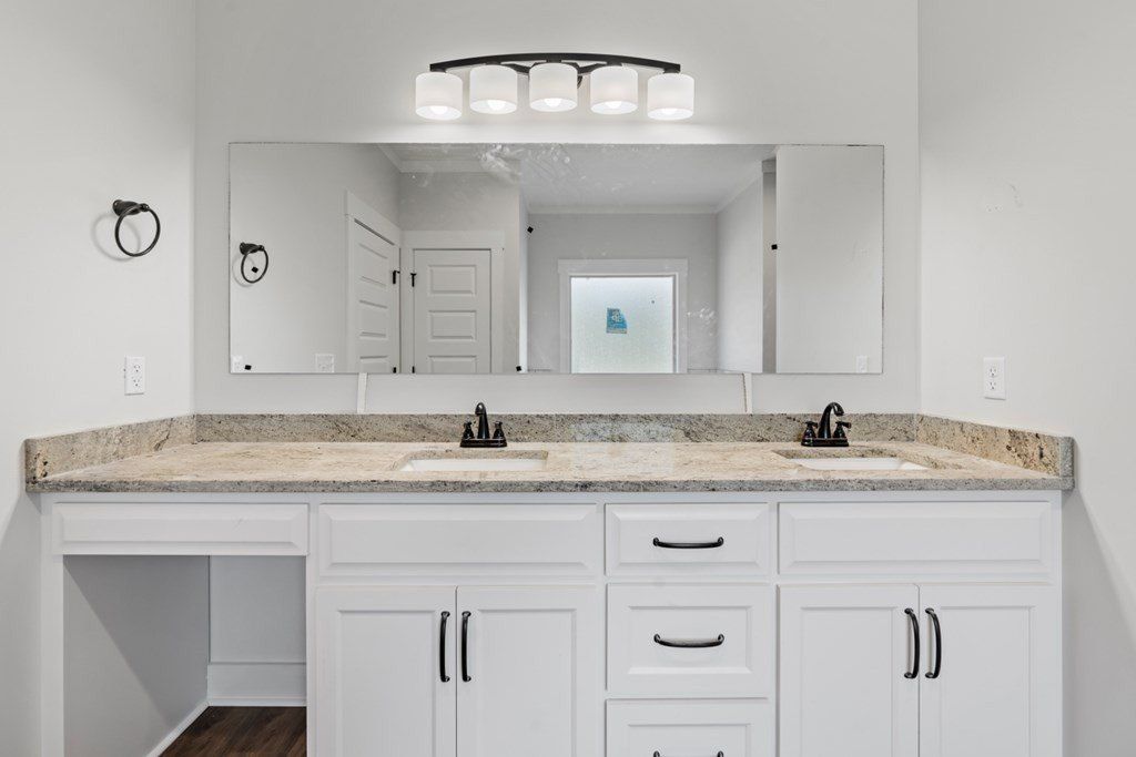 2830 Loch Laurel. Valdosta, GA 31601