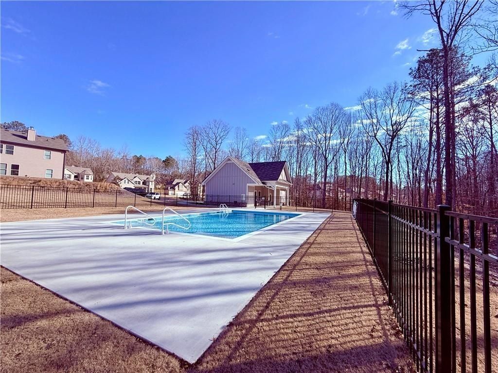 4250 Shirebrook Trail. Hoschton, GA 30548