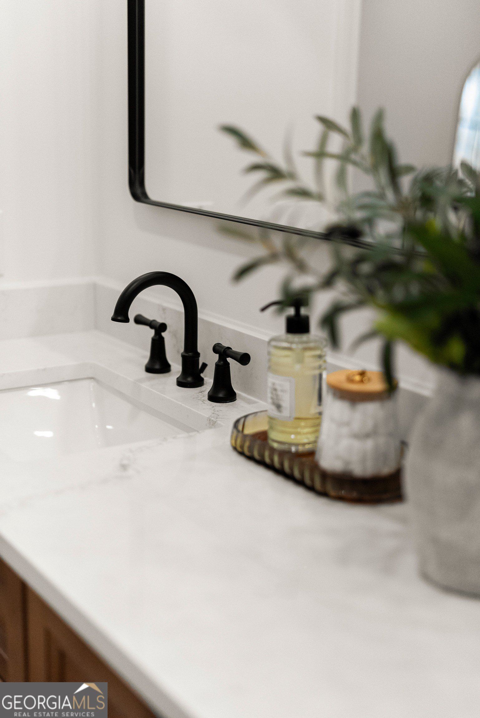 192 Browns Point. Dawsonville, GA 30534