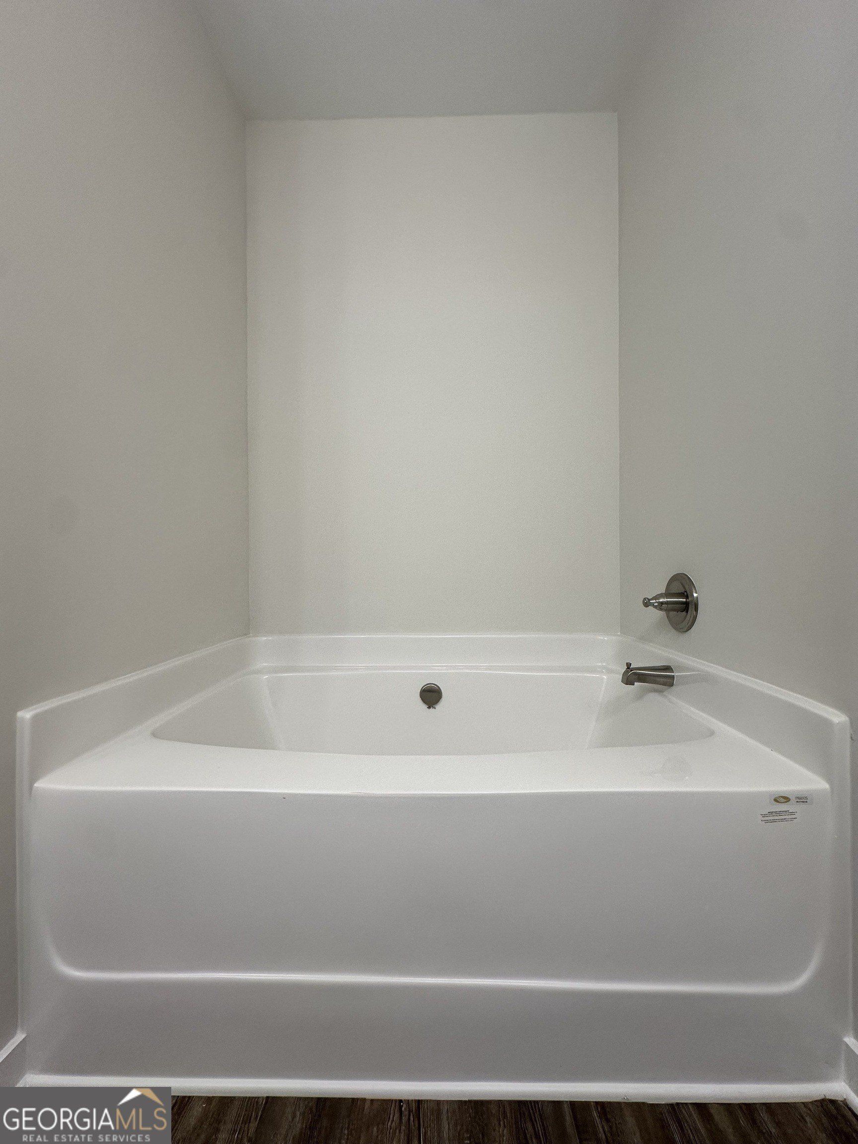 11168 Cornerstone Way. Hampton, GA 30228