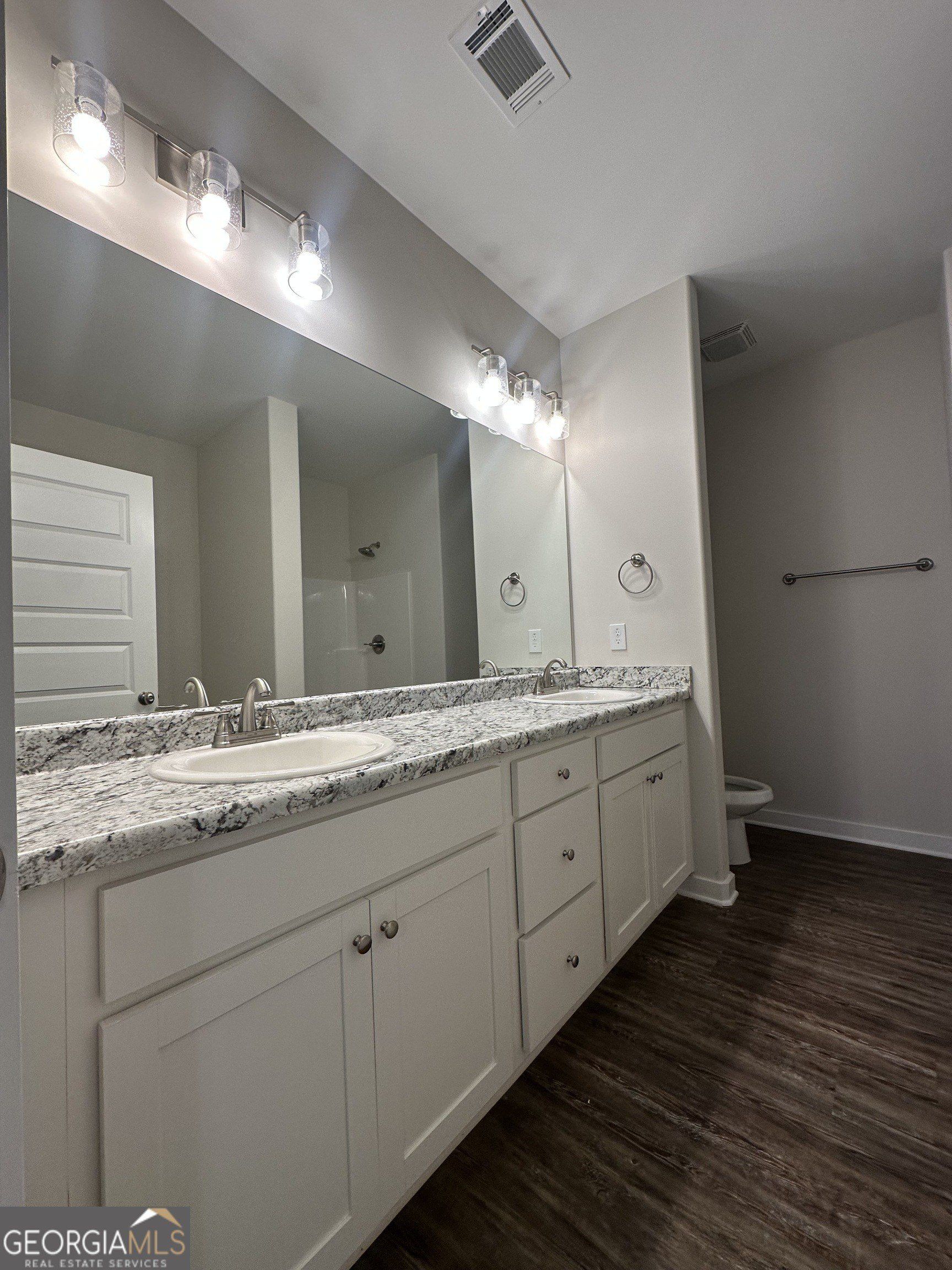 11168 Cornerstone Way. Hampton, GA 30228