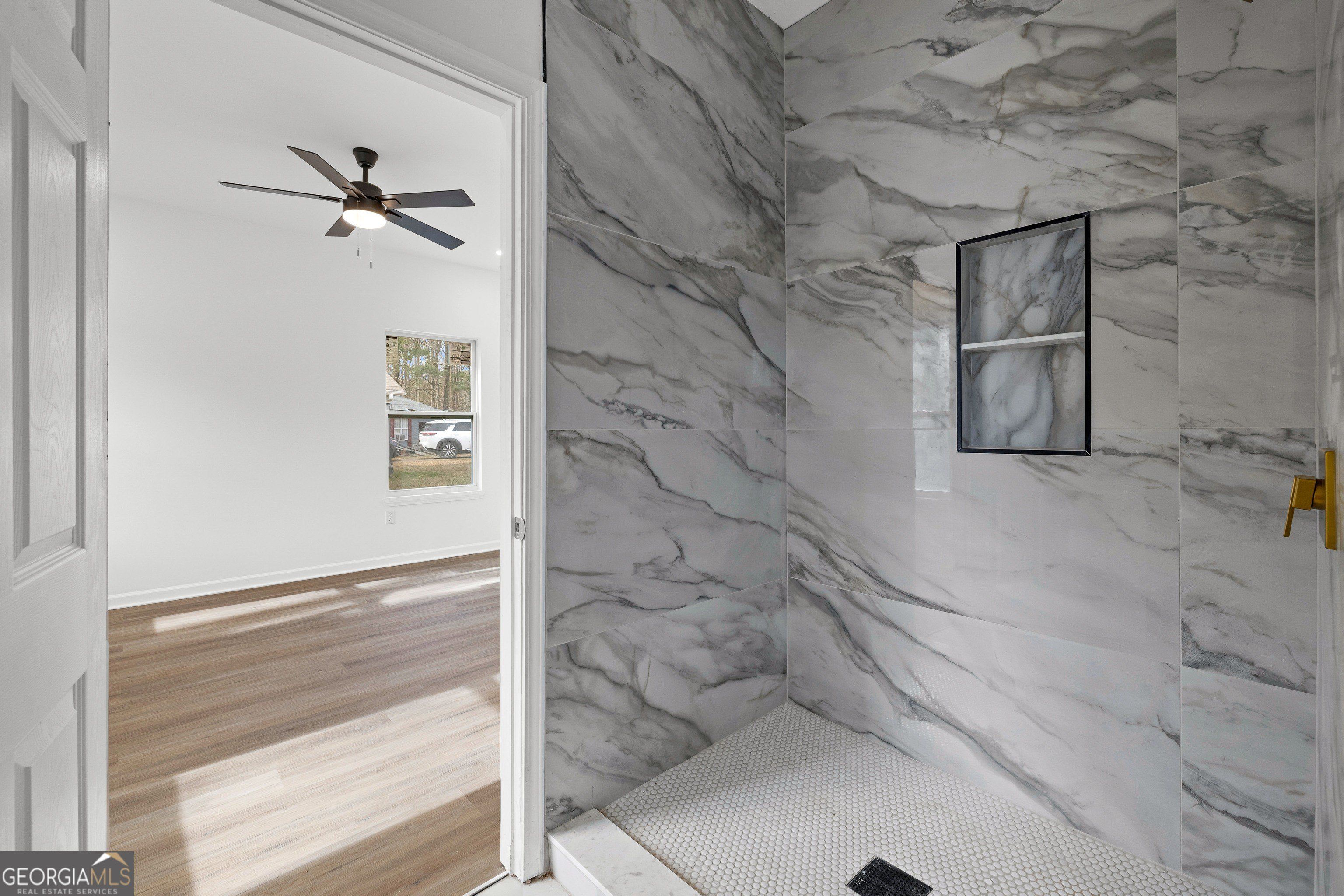 13 Midland Park Way. Newnan, GA 30263