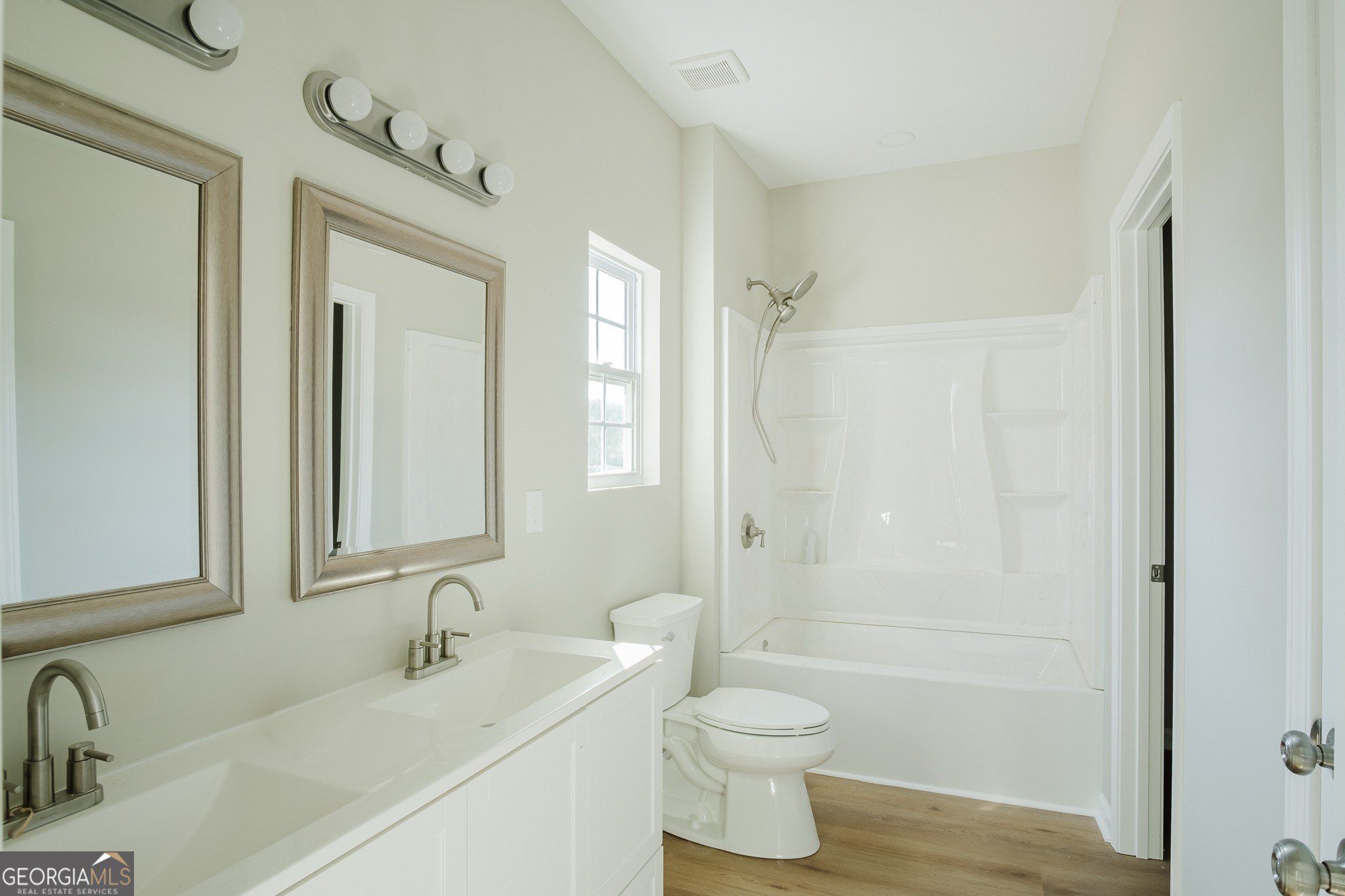 112 Neal Avenue. Stockbridge, GA 30281