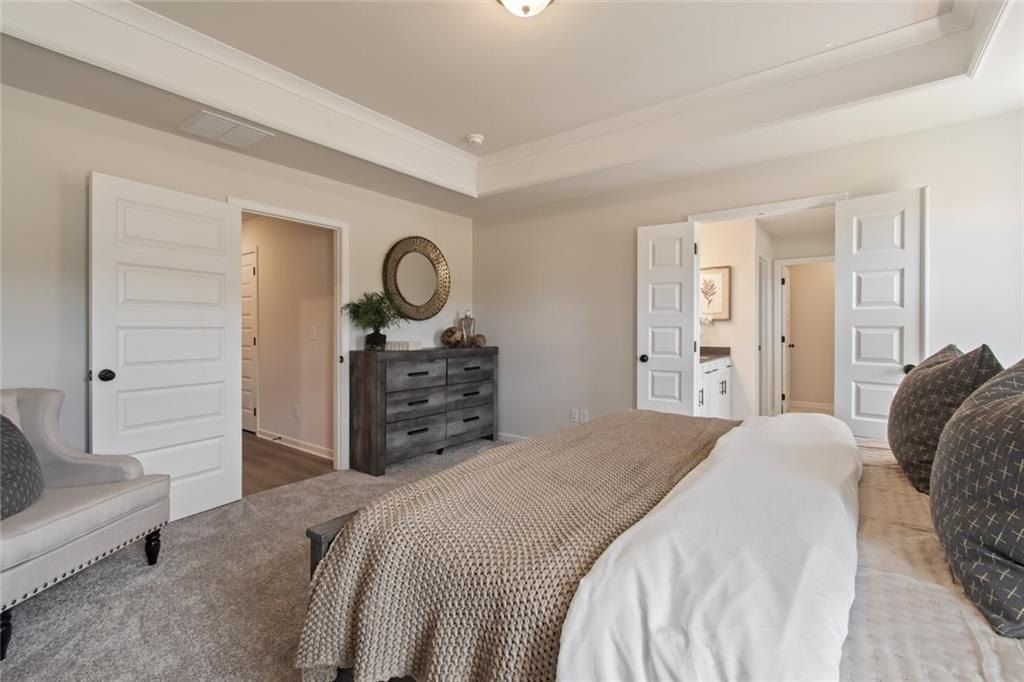 3437 Iron Hearth Bend. Snellville, GA 30039