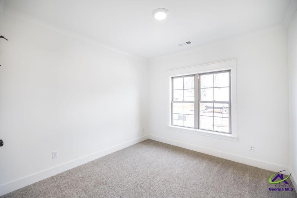 521 Bristleleaf Path. Kathleen, GA 31047