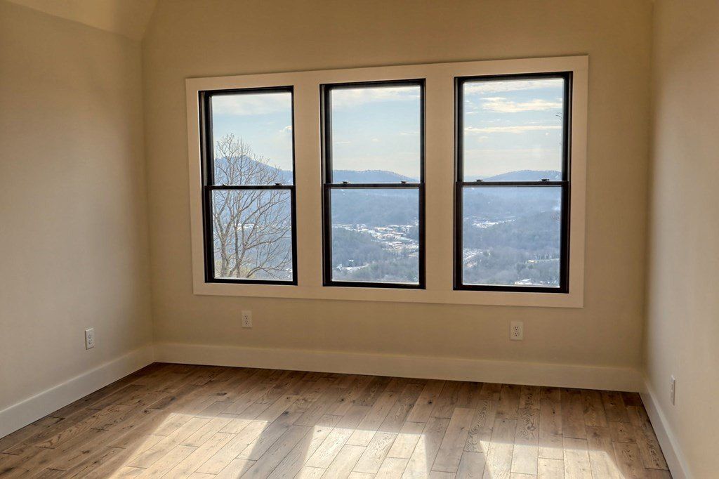 416 Winding View Trail. Clayton, GA 30525