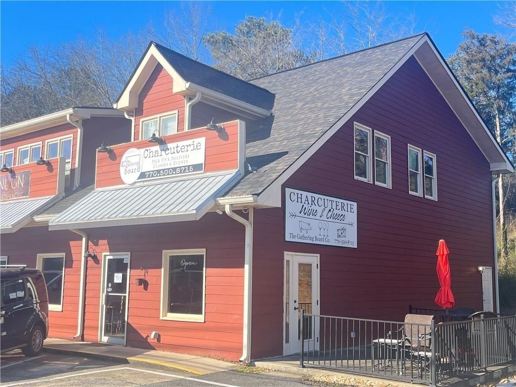 432 Edgewater Chase. Carrollton, GA 30118