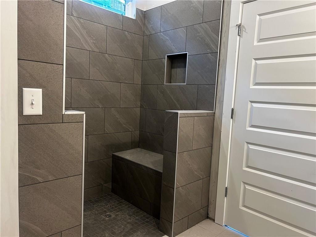 144 Sunflower Circle Ne. Cartersville, GA 30121