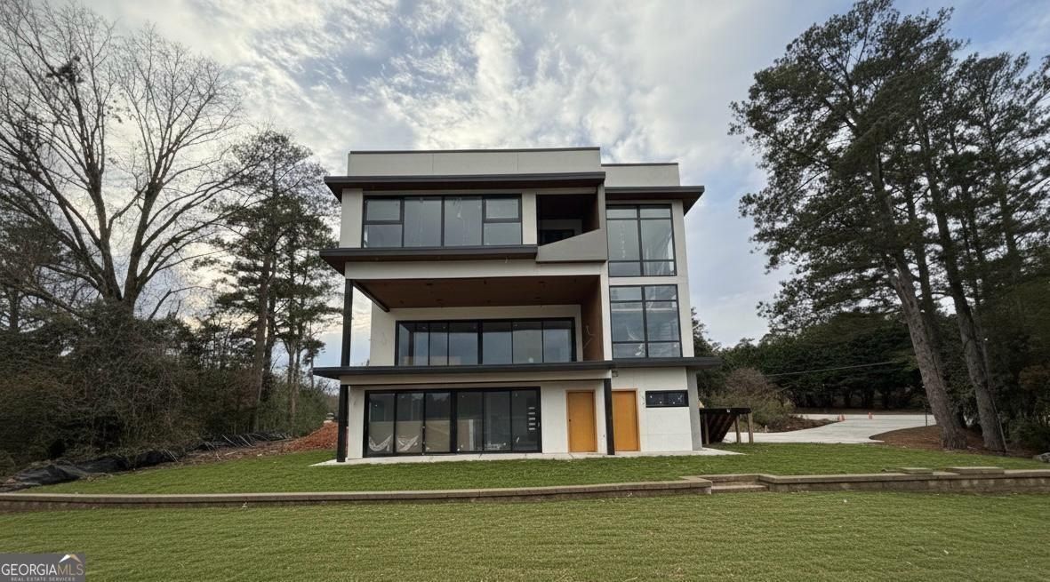 3085 Lake Jodeco Road. Jonesboro, GA 30236