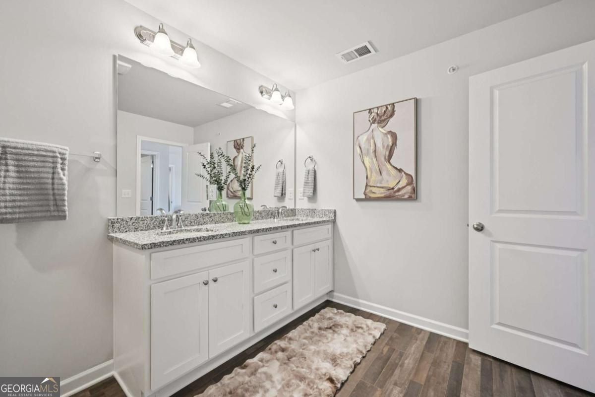 398 Lanier Circle. Woodstock, GA 30189