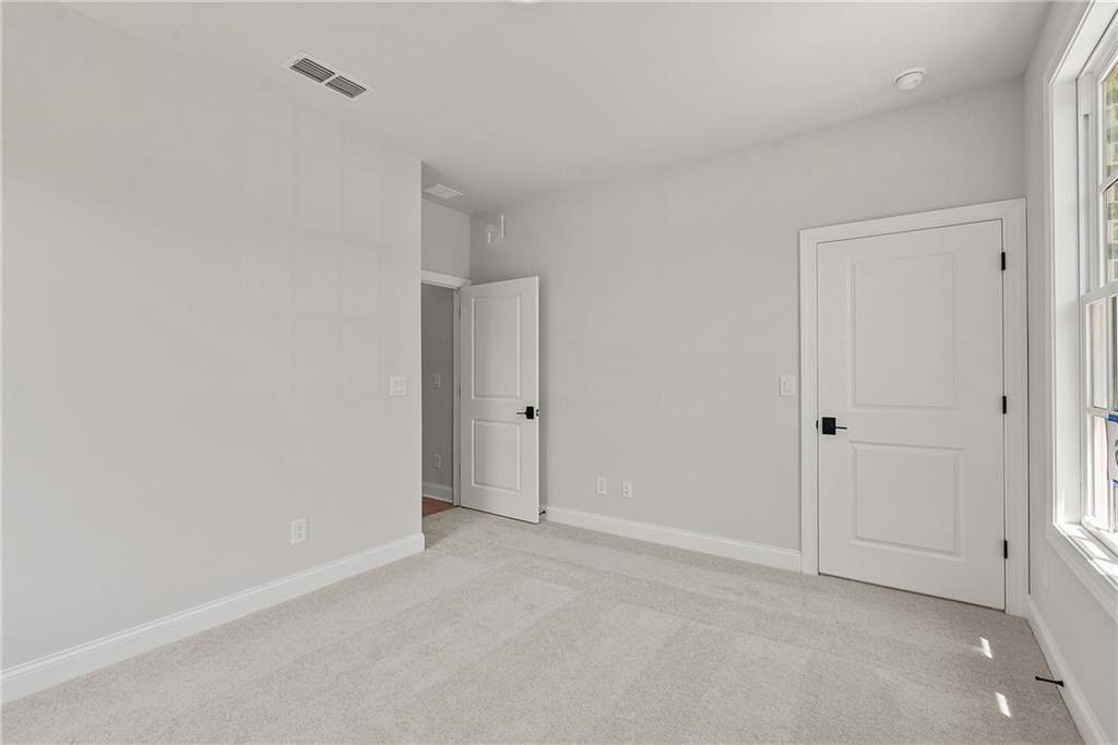 5697 Broad River View Unit 445. Peachtree Corners, GA 30092