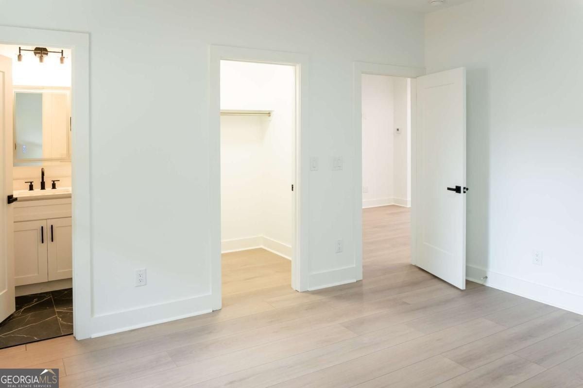 1173 Veltre Circle Sw. Atlanta, GA 30311