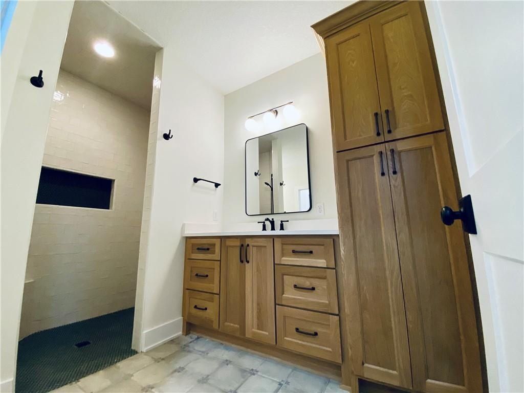 194 Piney Bluff Road. Waverly, GA 31565