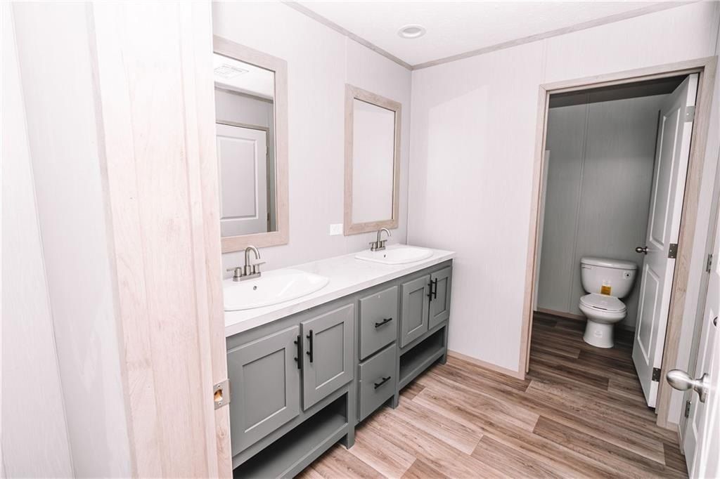 163 Birdford Lake Road. Glennville, GA 30427