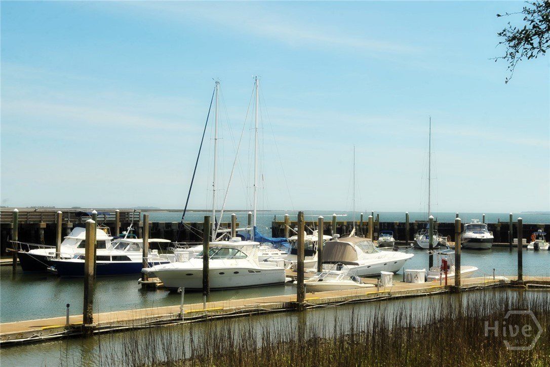 6 Adams Point Crossing. Savannah, GA 31411