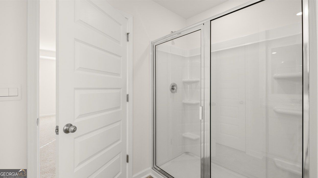 52 Weymouth Drive. Locust Grove, GA 30248