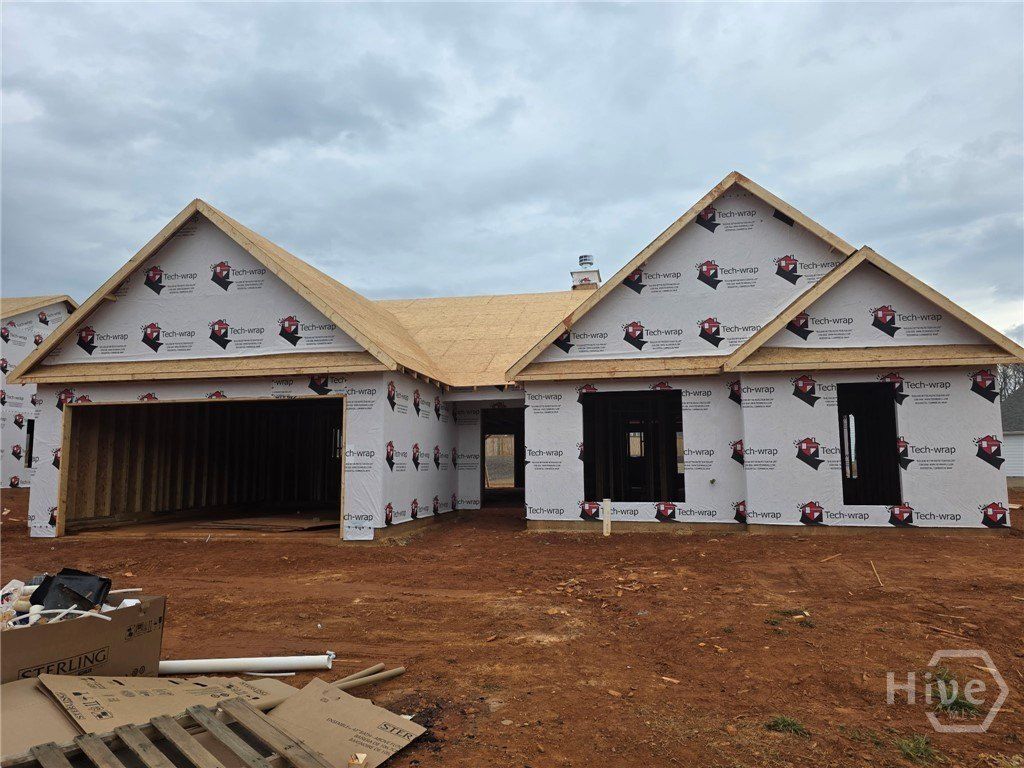242 Champions Lane. Winder, GA 30680