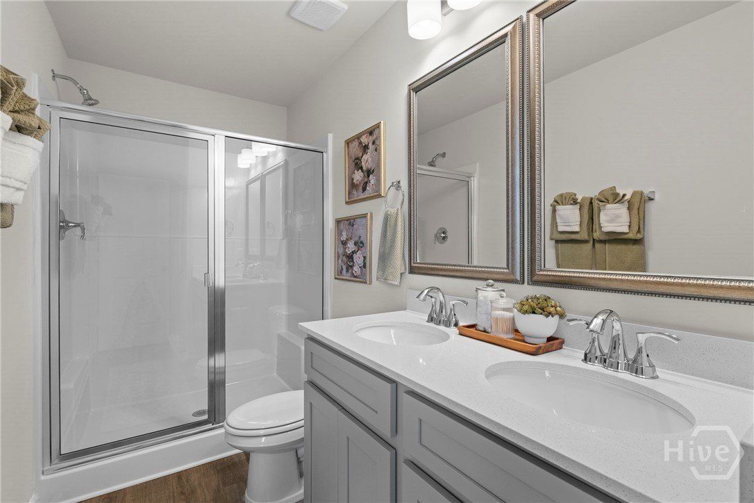 125 Simms Way. Hinesville, GA 31313