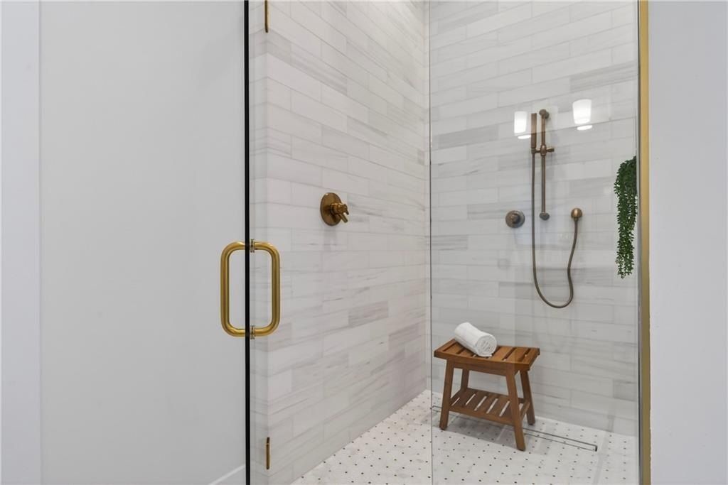 2020 Clearwater Drive. White Plains, GA 30678