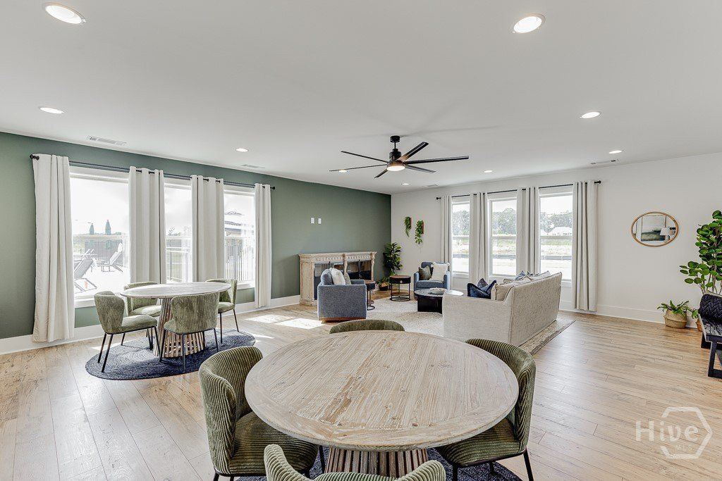 372 Glenside Drive. Jefferson, GA 30549