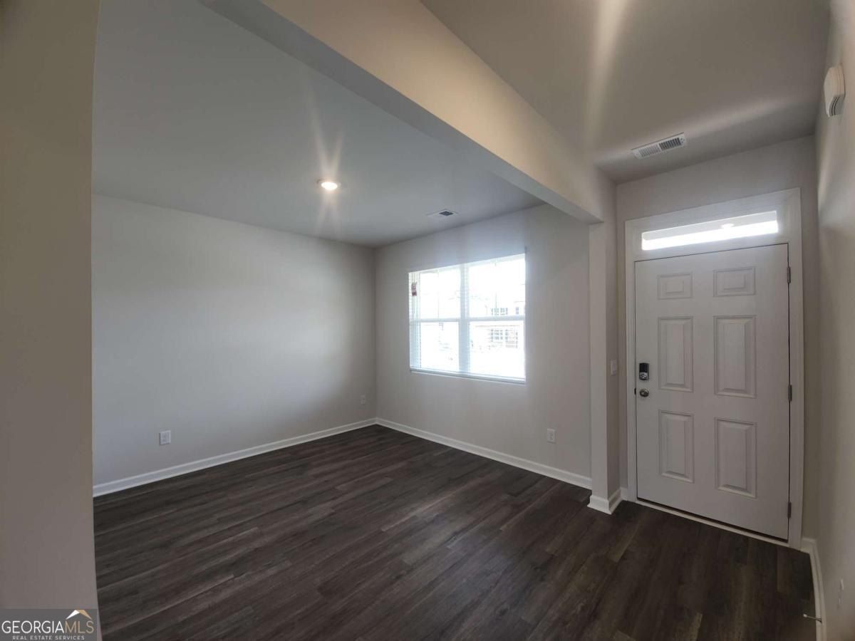 410 Teamon Pointe Drive. Griffin, GA 30223