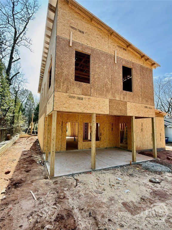 169 Vine Street. Athens, GA 30601