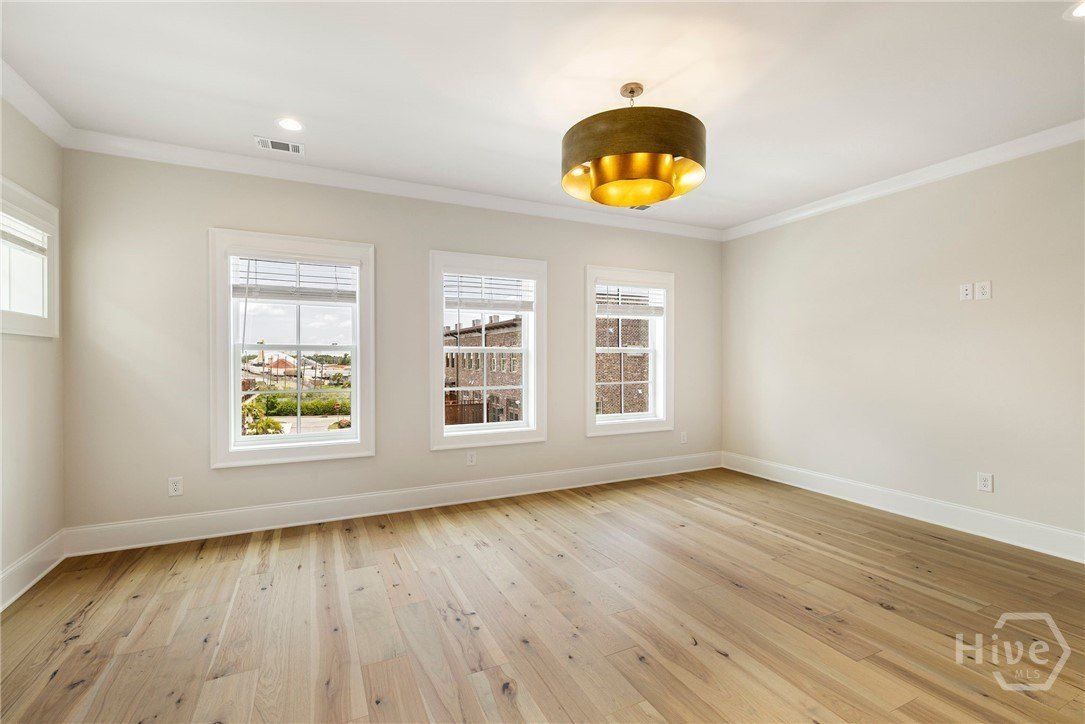 358 Eastern Wharf Avenue. Savannah, GA 31401