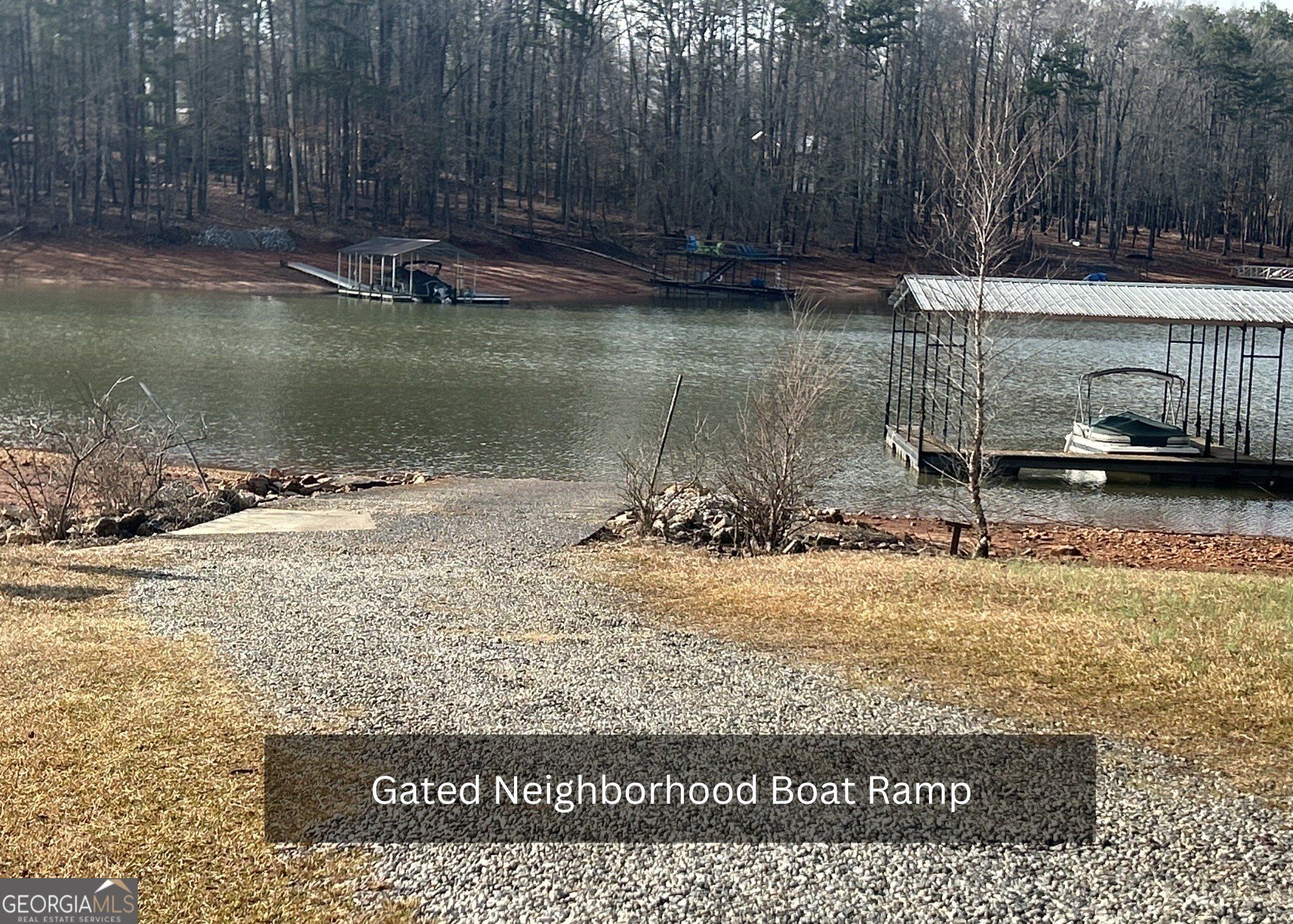 85 Sexton Lane. Lavonia, GA 30553