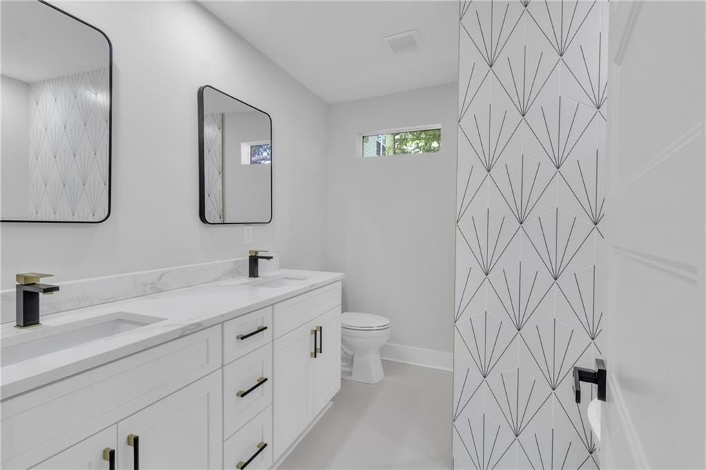 1189 Gardenia Street Nw. Atlanta, GA 30314