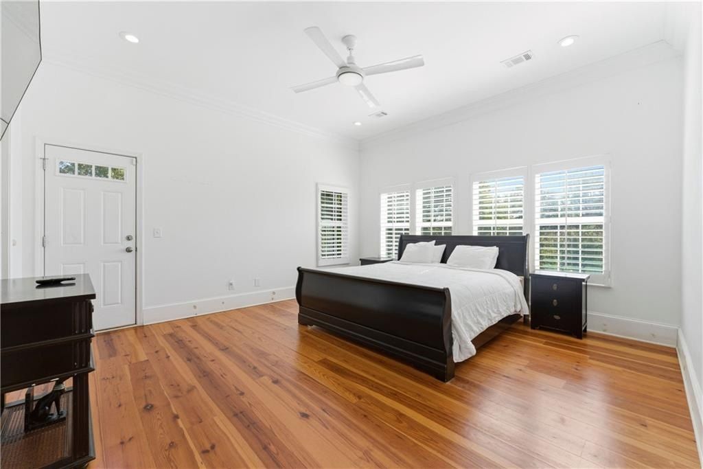 1000 Linam Avenue Se. Atlanta, GA 30315