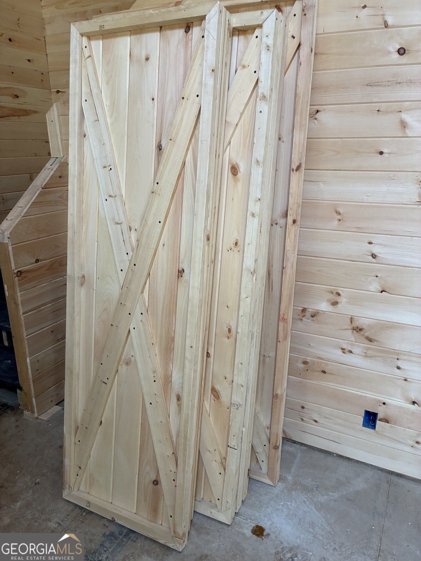 312 Hillshore Court. Lavonia, GA 30553