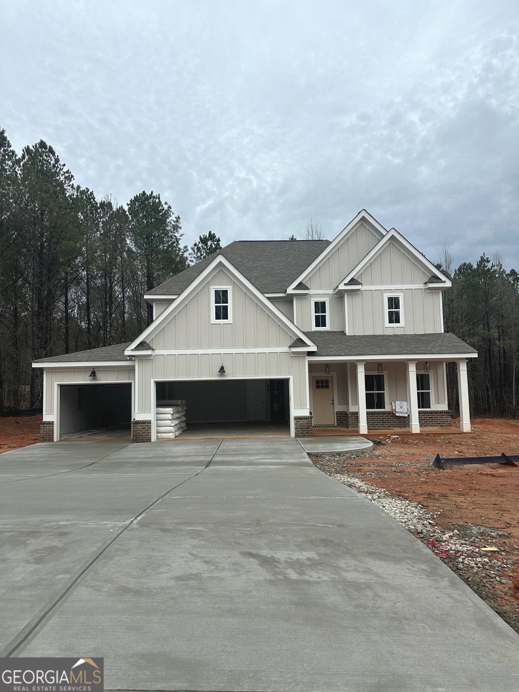 408 Pinewood Drive. Covington, GA 30014